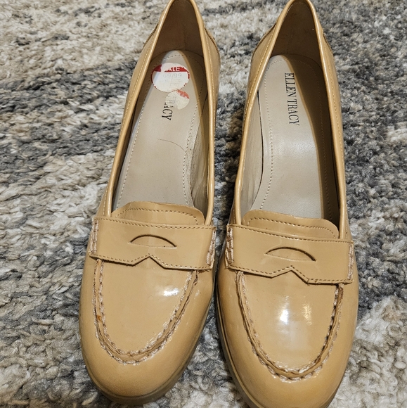 Ellen Tracy Shoes - Picture 1 of 4